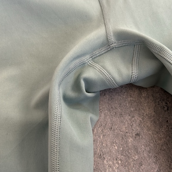 Lululemon Wunder Train 25 *like NEW* - Picture 3 of 8